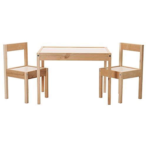 IKEA LATT Kindertisch mit 2 Stühlen, weiß/kiefernholz, durch seine kleinen Maße besonders geeignet für kleine Räume oder Räume.