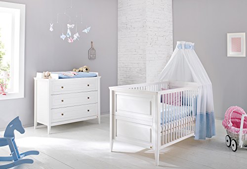 Pinolino Babyzimmer Möbel Spar-Set Smilla breit, Kinderbett und Wickelkommde, umbaubar, Massive Kiefer, weiß